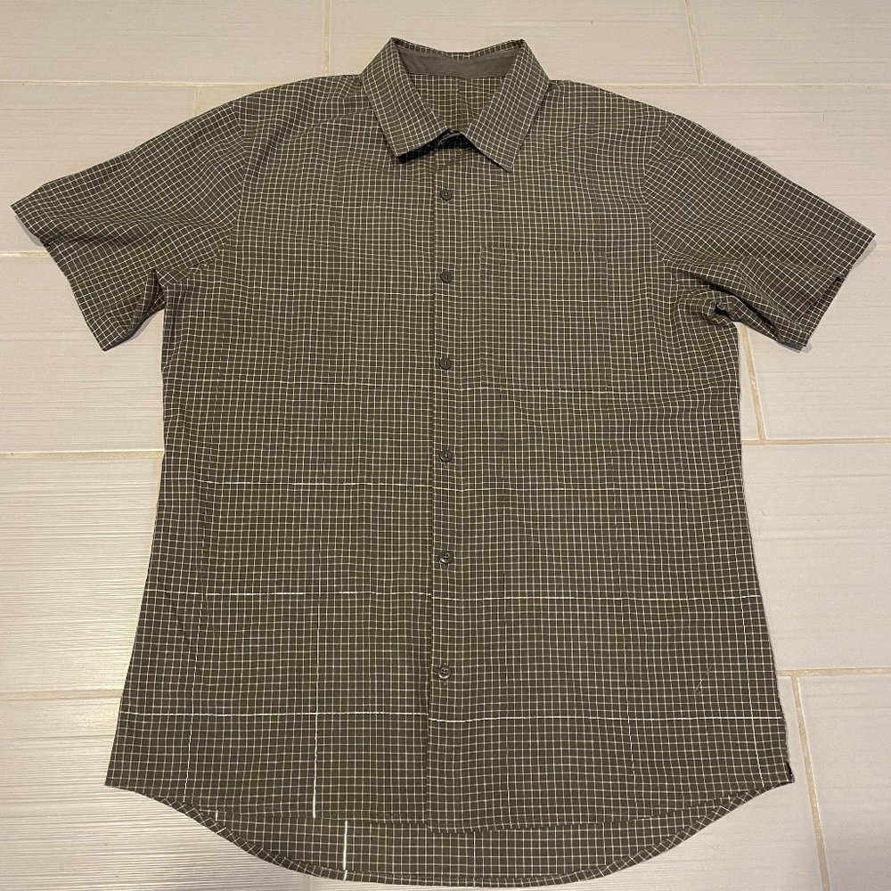 Lululemon Grid Light SS Shirt (Green/Reflective, Size Large)
